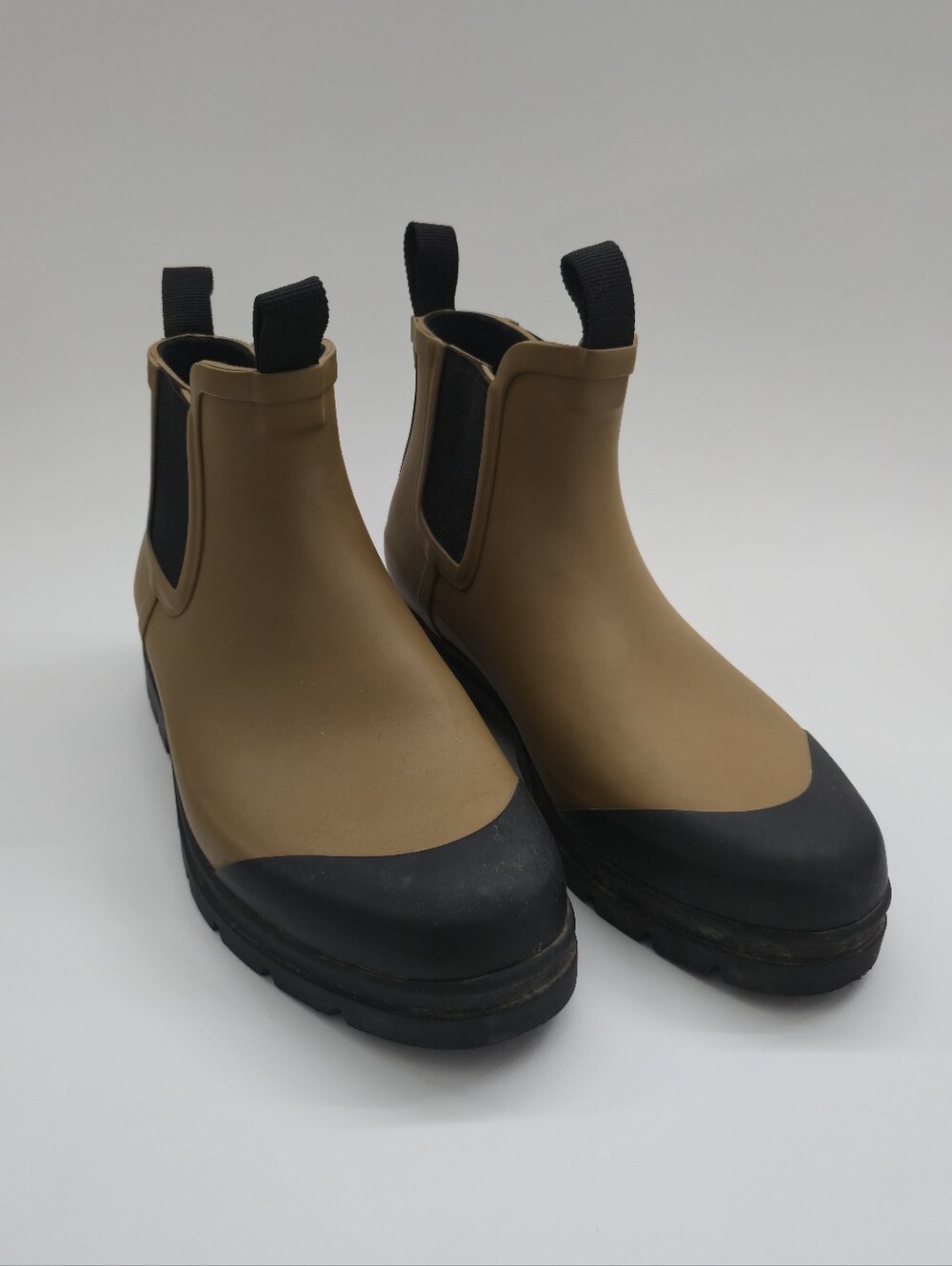 Everlane Tan Chelsea Rain Boots with Black Toe Cap